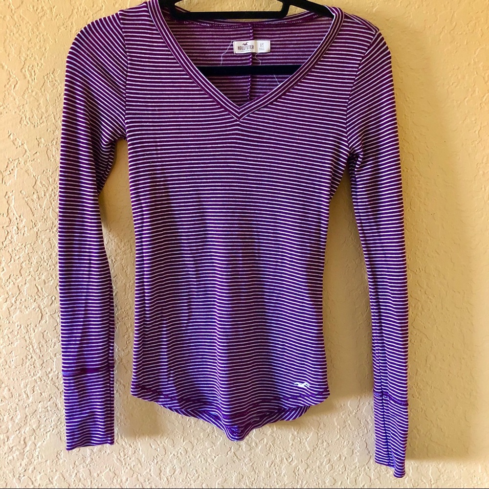 Women’s V-neck Long Sleeve